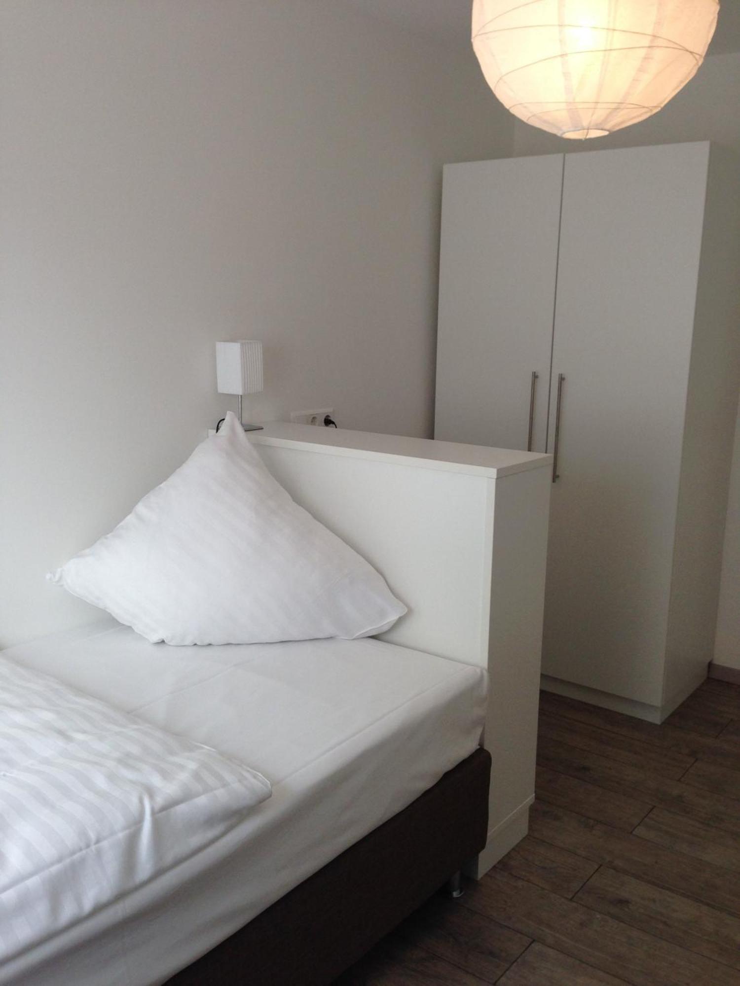 Neckarbett - Self Service Hotel ลอฟเฟน อัม เนคคาร์ ห้อง รูปภาพ