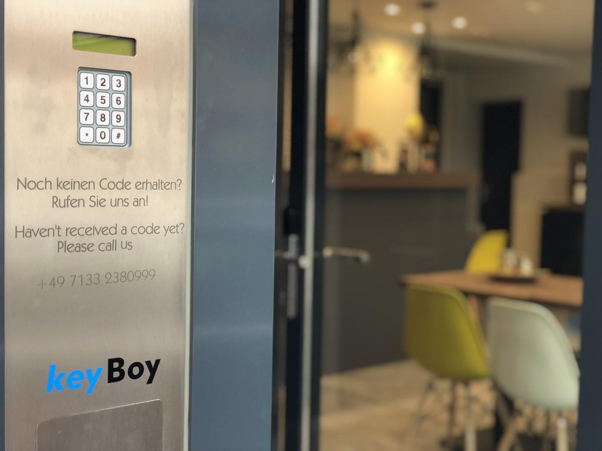 Neckarbett - Self Service Hotel ลอฟเฟน อัม เนคคาร์ ภายนอก รูปภาพ
